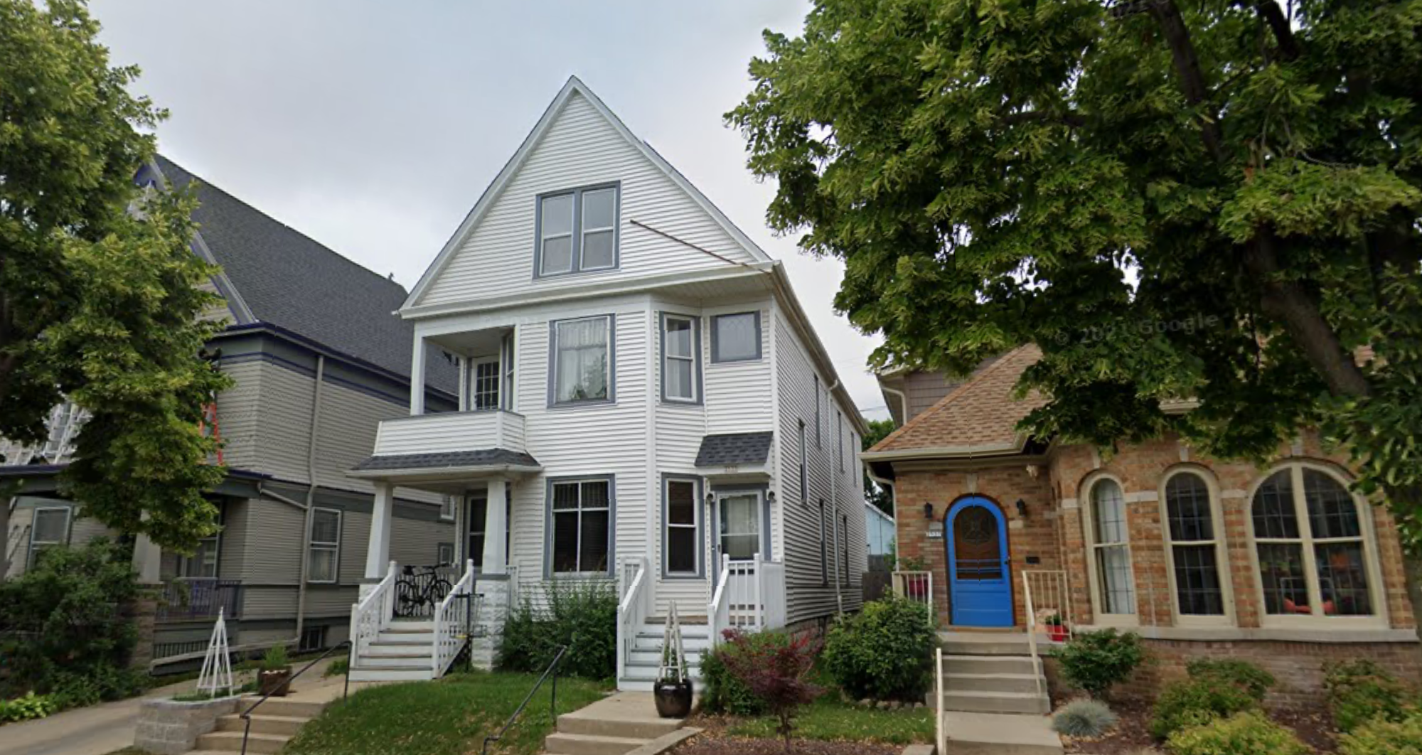 2541 South Howell Avenue - 2541